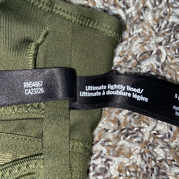 VS Pink Active ultimate lightly lined sport bra S - Picture 4 of 5